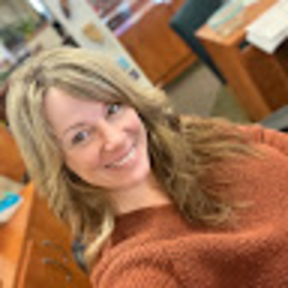 Meet your Posher, Kimberly - Picture 1 of 1